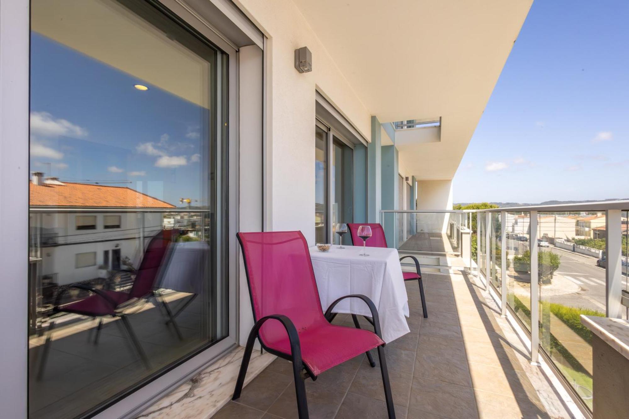 Sunrise - Com Vista Para A Vila São Martinho do Porto Eksteriør billede
